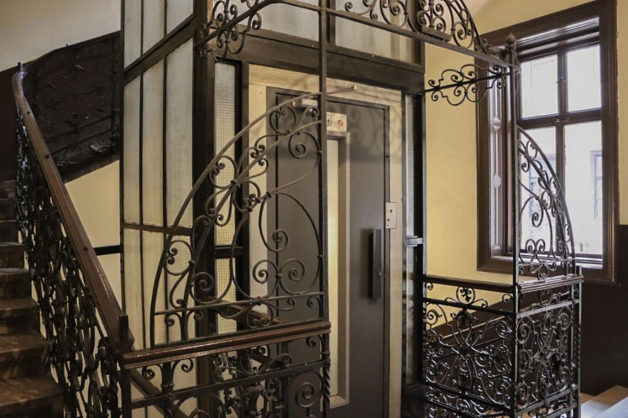 Ziti Citi Budapest Apartment Bagian luar foto
