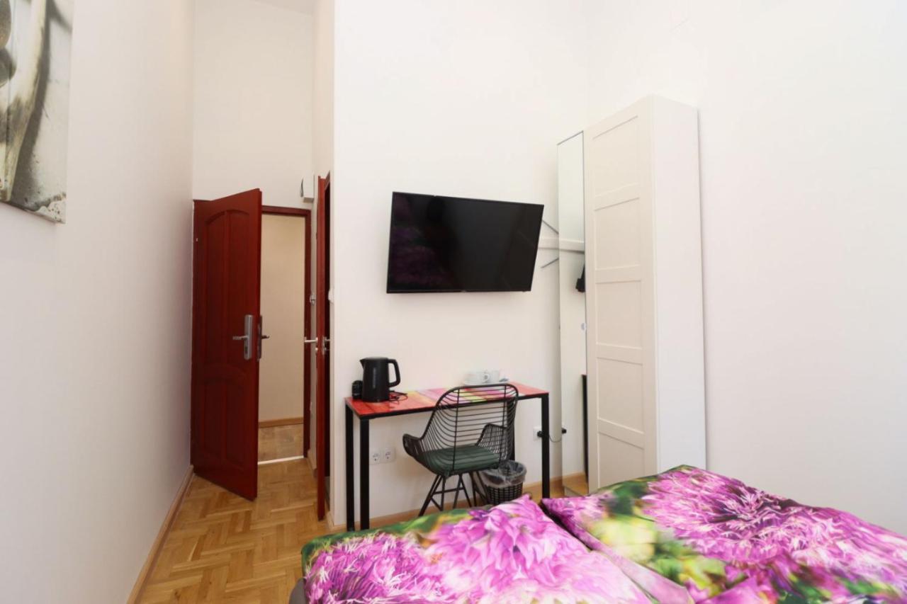 Ziti Citi Budapest Apartment Bagian luar foto