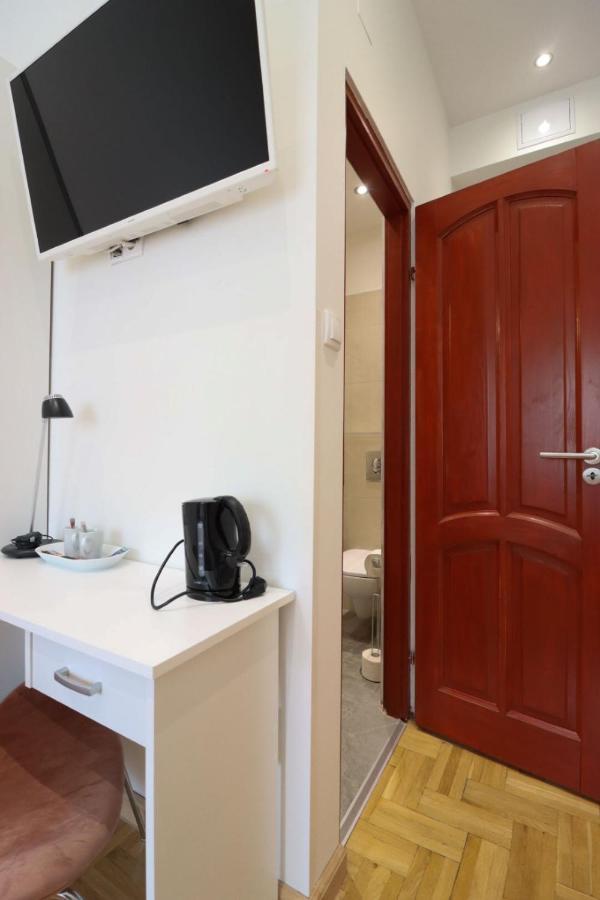 Ziti Citi Budapest Apartment Bagian luar foto