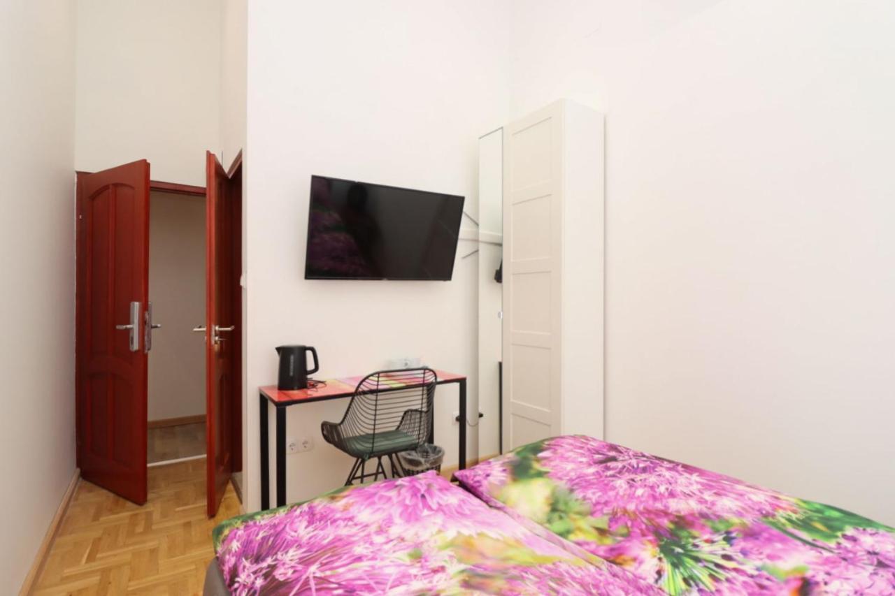 Ziti Citi Budapest Apartment Bagian luar foto
